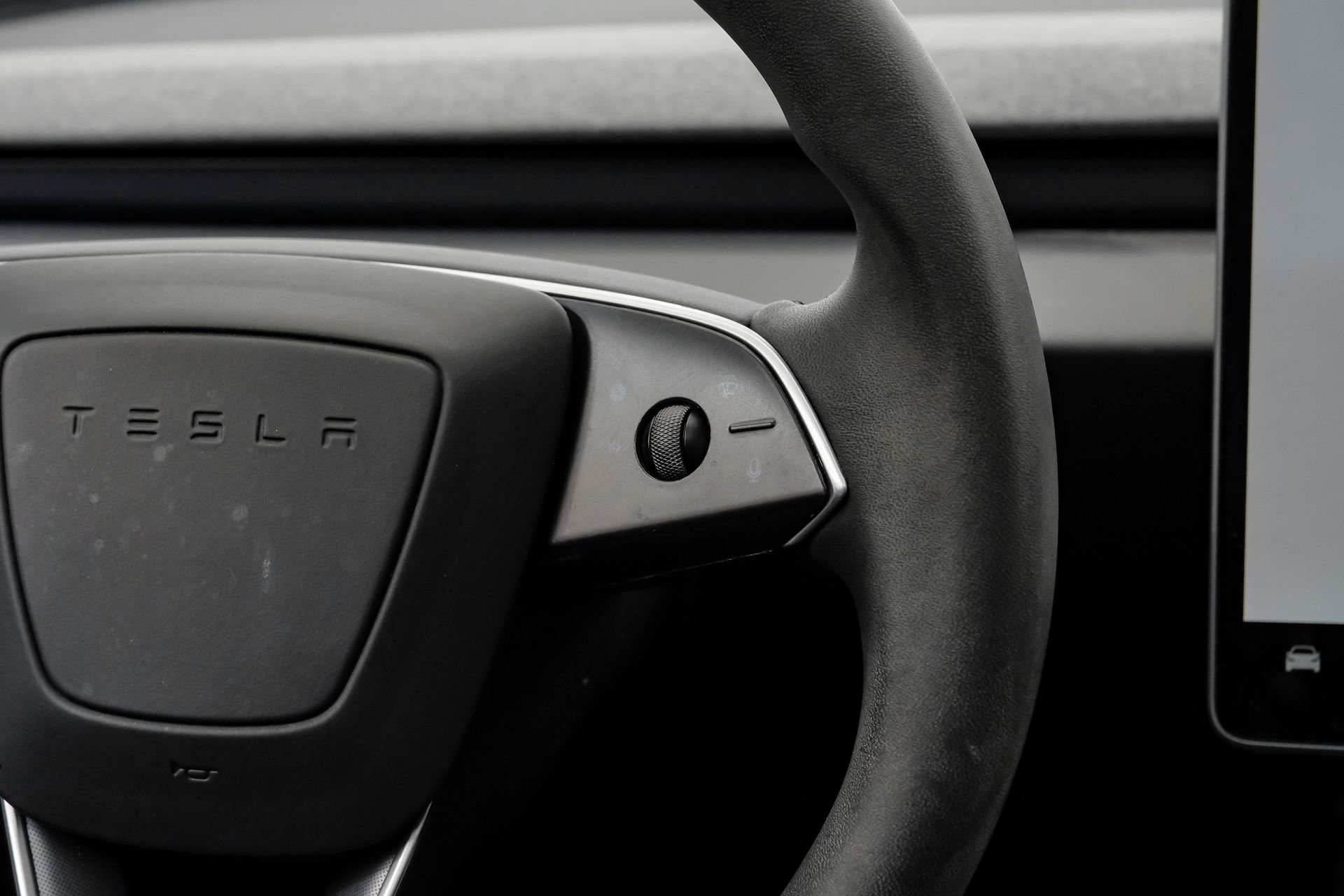Used 2024 Tesla Model 3 Long Range RWD image 19
