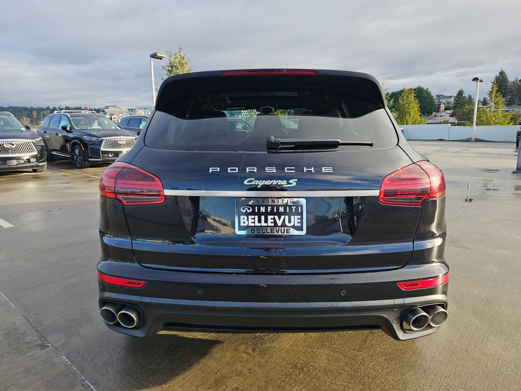 Used 2017 Porsche Cayenne S image 6