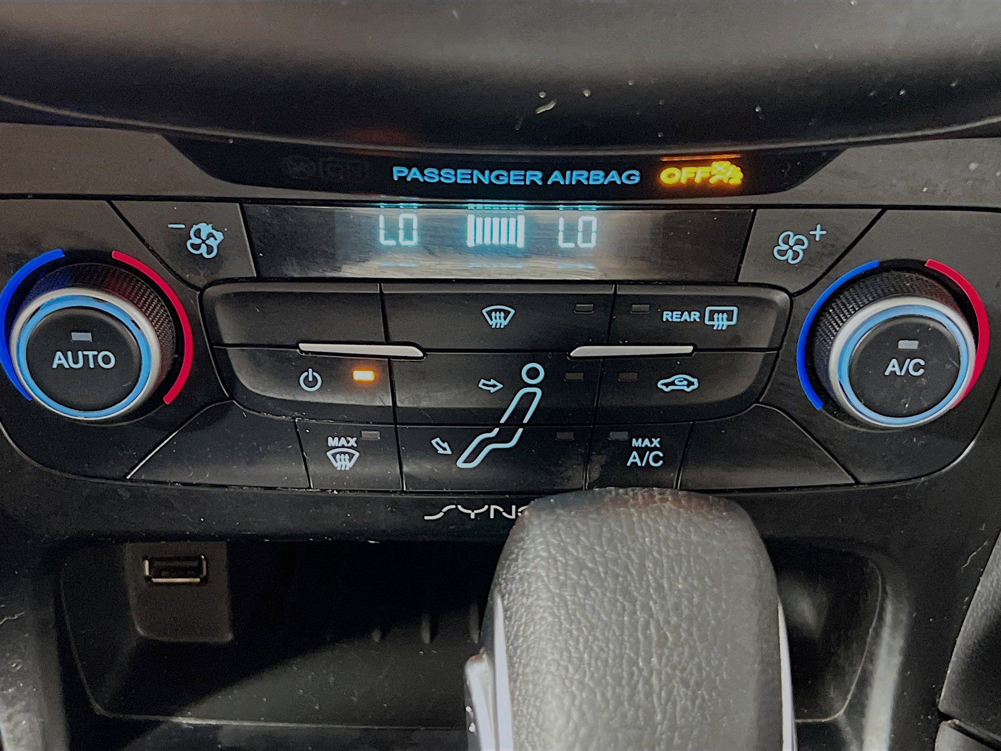 Used 2018 Ford Focus SE image 25