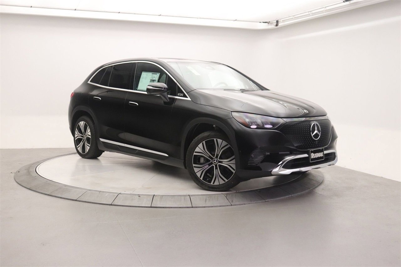 New 2026 Mercedes-Benz EQE 320 4MATIC SUV image 1