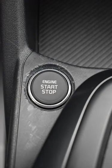 Used 2025 Kia K4 image 32