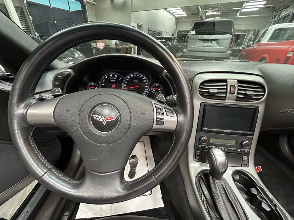 Used 2007 Chevrolet Corvette Convertible w/ Preferred Equipment Group image 7