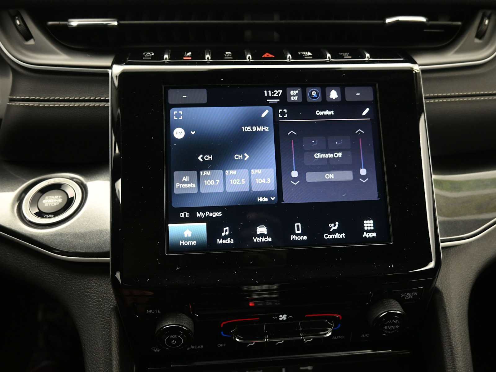 Used 2023 Jeep Grand Cherokee L Laredo image 16