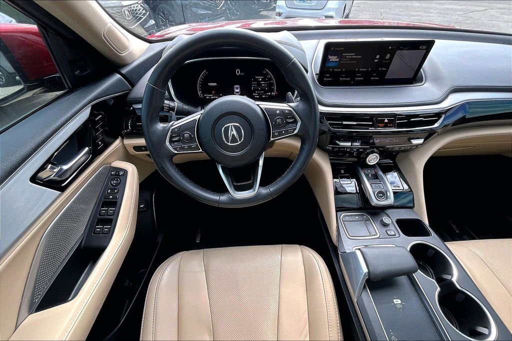 Used 2023 Acura MDX SH-AWD w/ Technology Package image 8