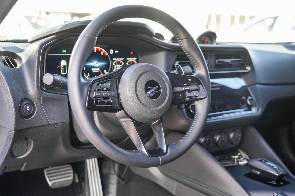 Used 2025 Nissan Z Performance w/ Floor Mat Package RWD image 15