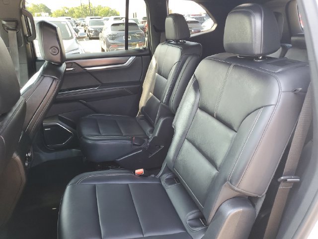 Used 2024 GMC Acadia Elevation AWD/4WD image 30