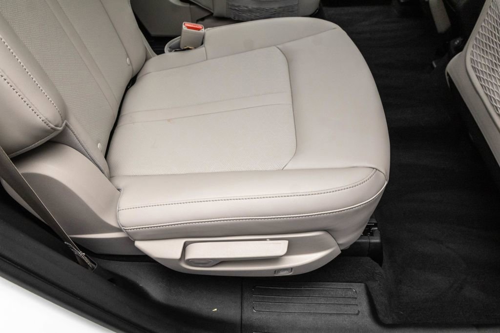 Used 2023 Kia Sorento SX image 31