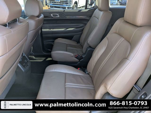 Used 2018 Lincoln MKT AWD w/ Technology Package image 14