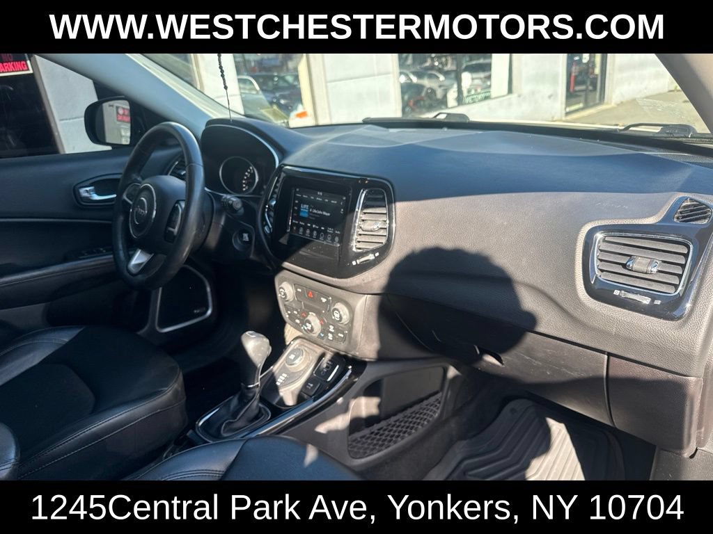 Used 2021 Jeep Compass Latitude w/ Sun and Sound Group AWD/4WD image 15