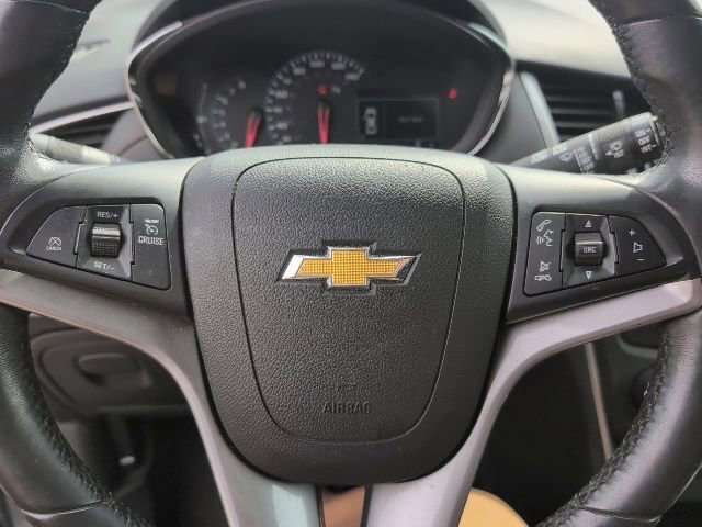 Used 2022 Chevrolet Trax LT w/ Driver Confidence Package AWD/4WD image 21