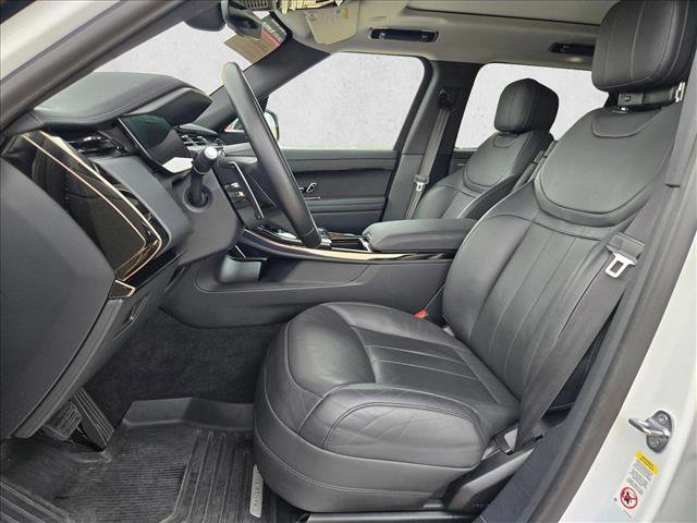 Used 2023 Land Rover Range Rover Sport SE AWD/4WD image 17