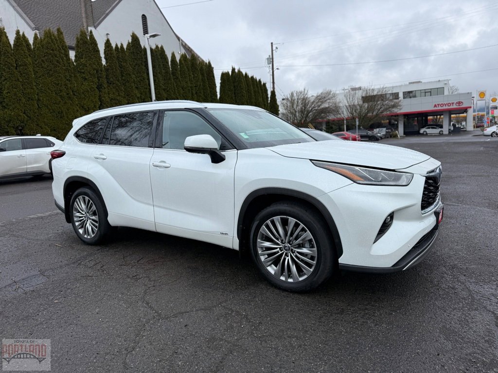 Used 2022 Toyota Highlander Platinum