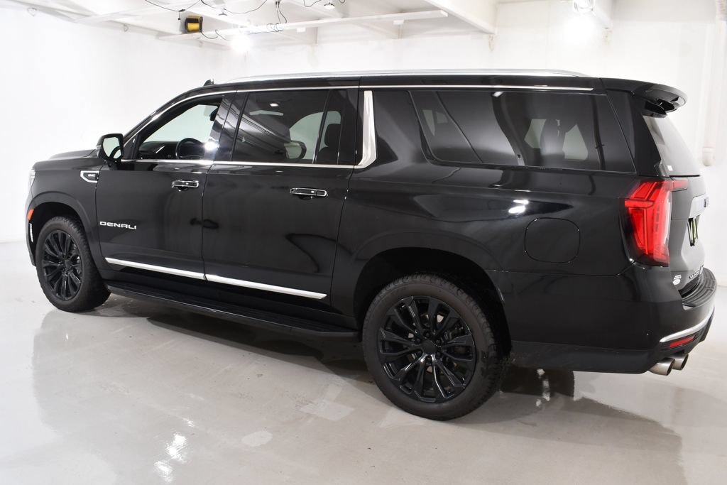 Used 2021 GMC Yukon XL Denali AWD/4WD image 15