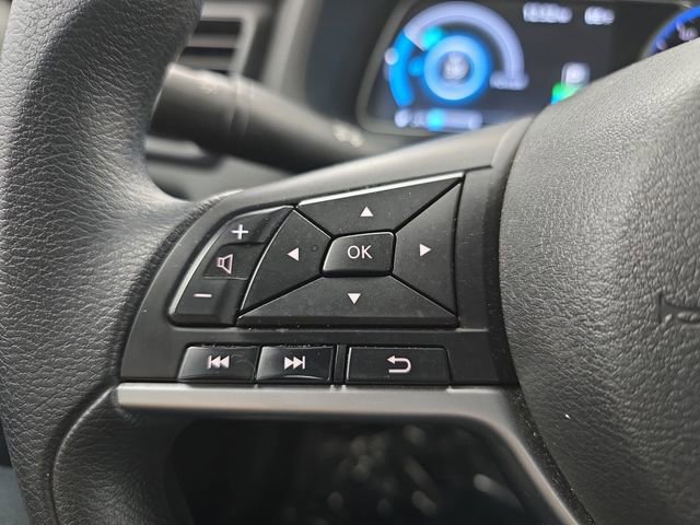 Used 2024 Nissan Leaf S image 32