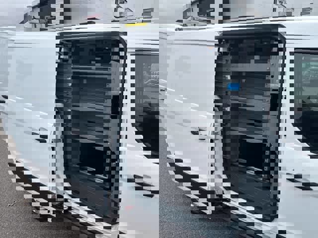 Used 2022 Ford Transit Connect XL image 11