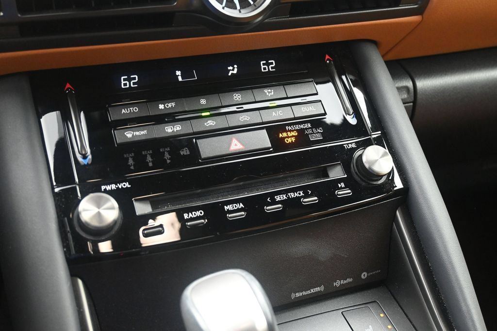Used 2025 Lexus IS 350 F Sport RWD image 24