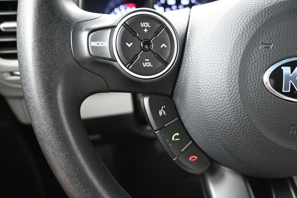 Used 2017 Kia Soul FWD image 23
