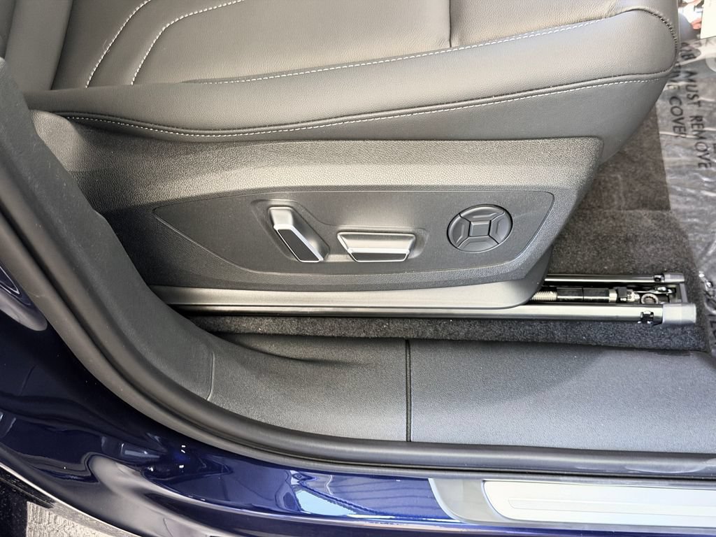 New 2026 Audi Q3 quattro 2.0T AWD/4WD image 30