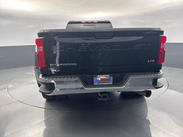 Used 2024 Chevrolet Silverado 3500 LTZ w/ LTZ Convenience Package image 6