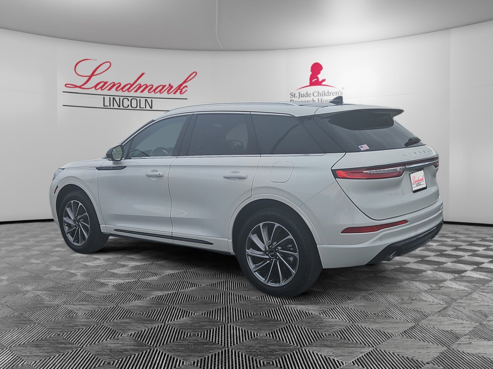 Certified 2024 Lincoln Corsair Grand Touring image 3