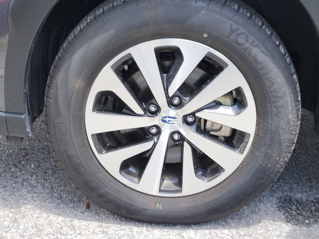 Used 2025 Subaru Outback Premium AWD/4WD image 33
