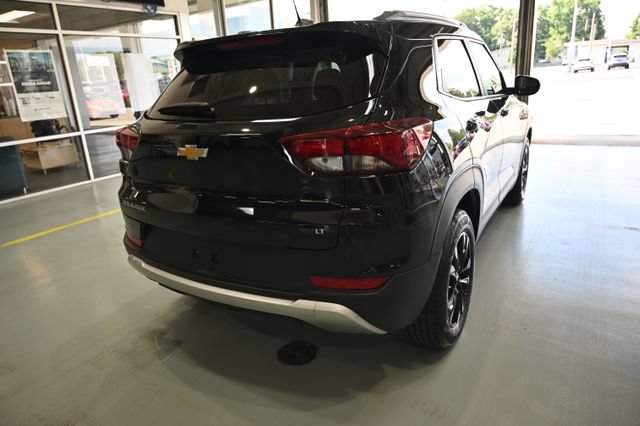 Used 2023 Chevrolet TrailBlazer LT FWD image 5