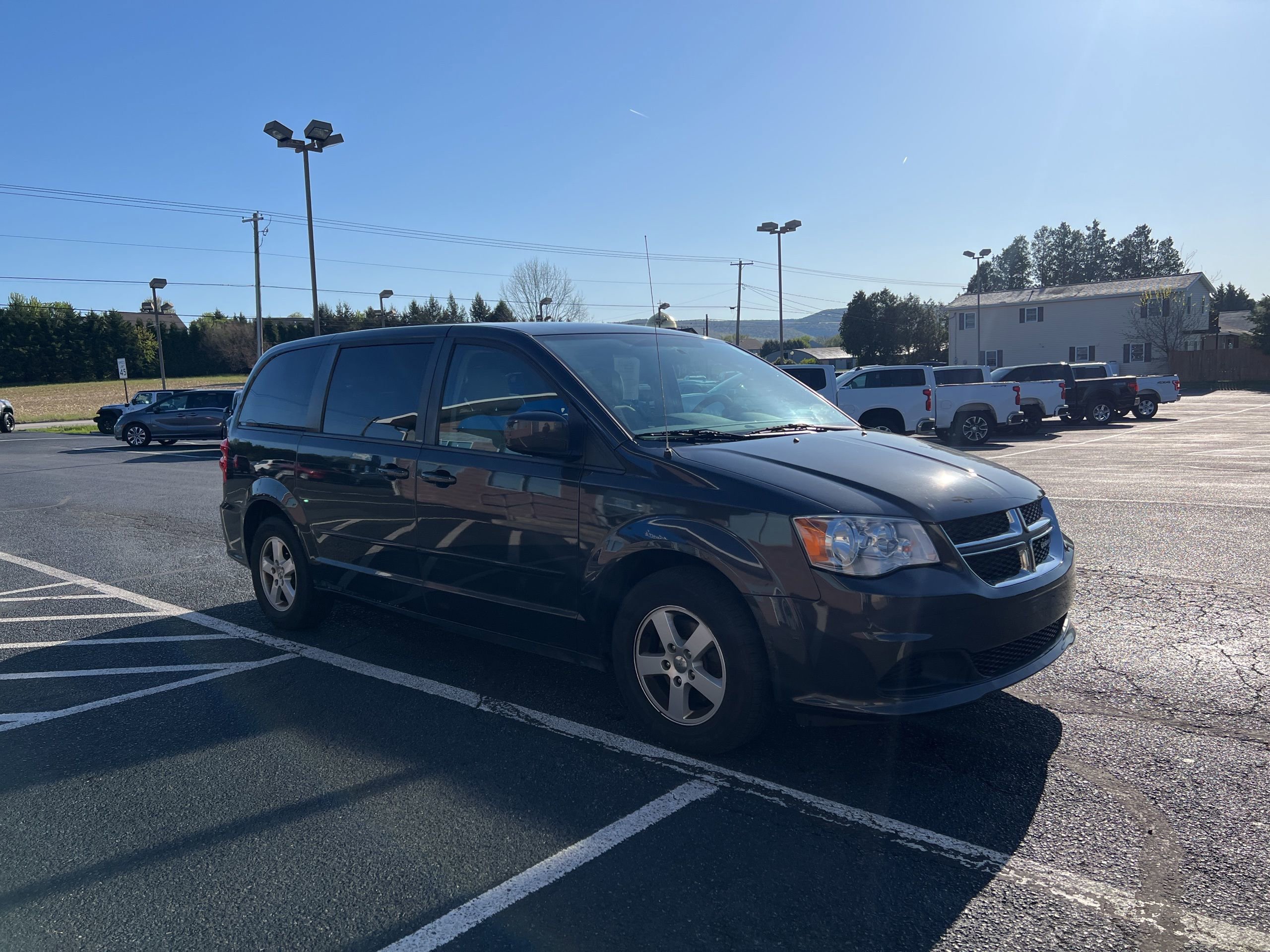 Used 2012 Dodge Grand Caravan SE FWD image 8