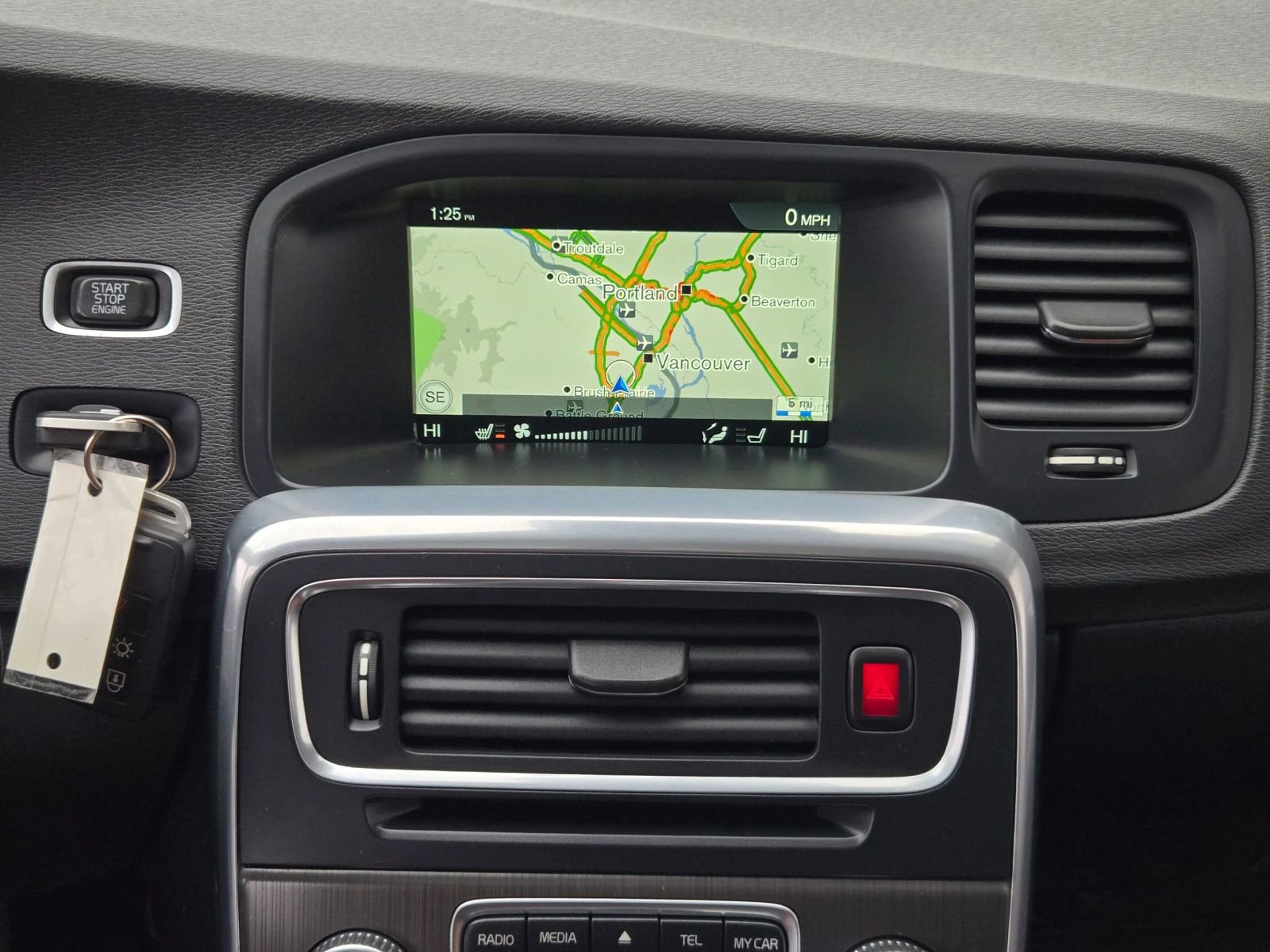 Used 2016 Volvo V60 T5 Cross Country w/ Convenience Package image 26