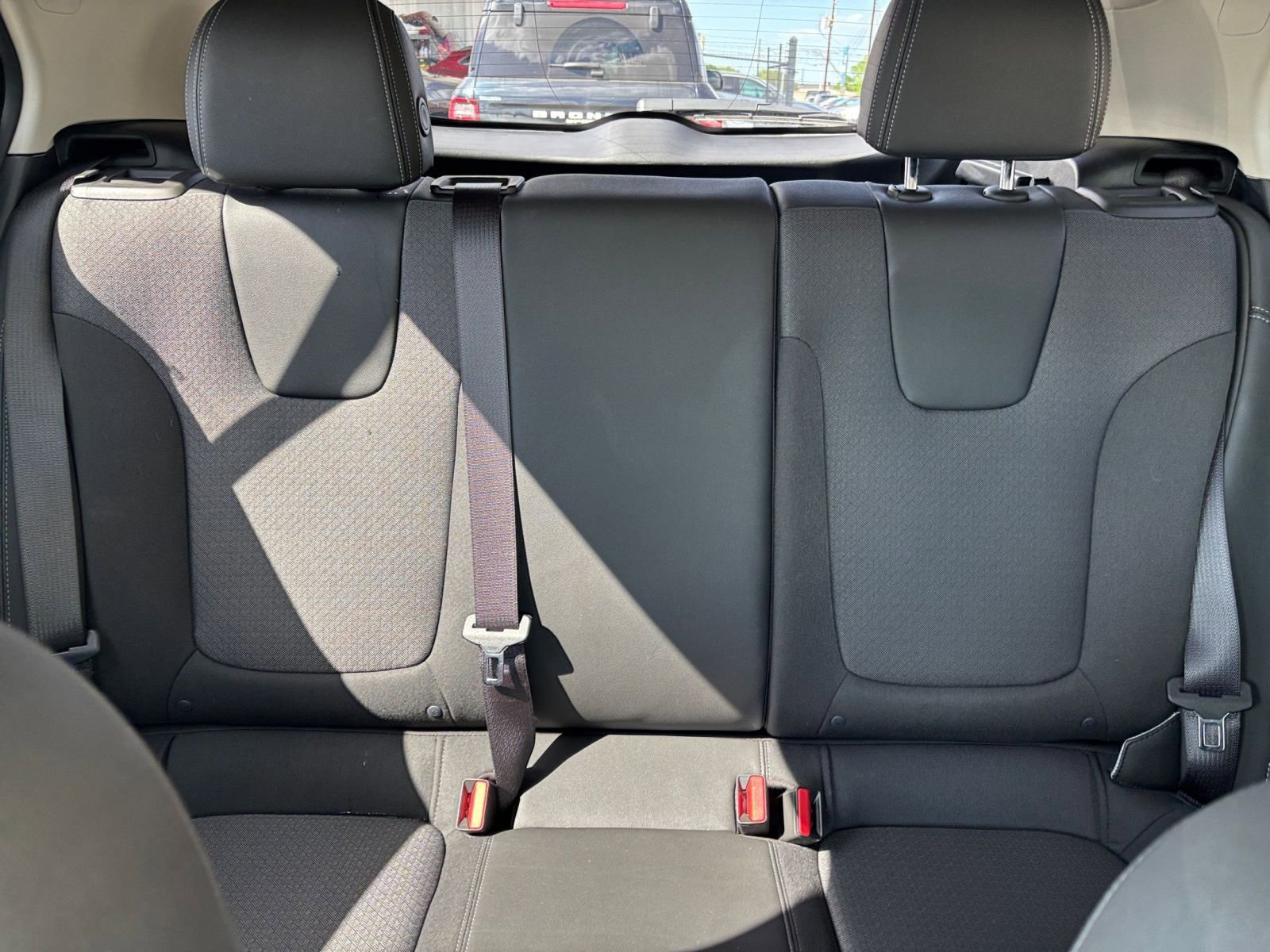 Used 2025 Buick Encore GX Preferred image 37