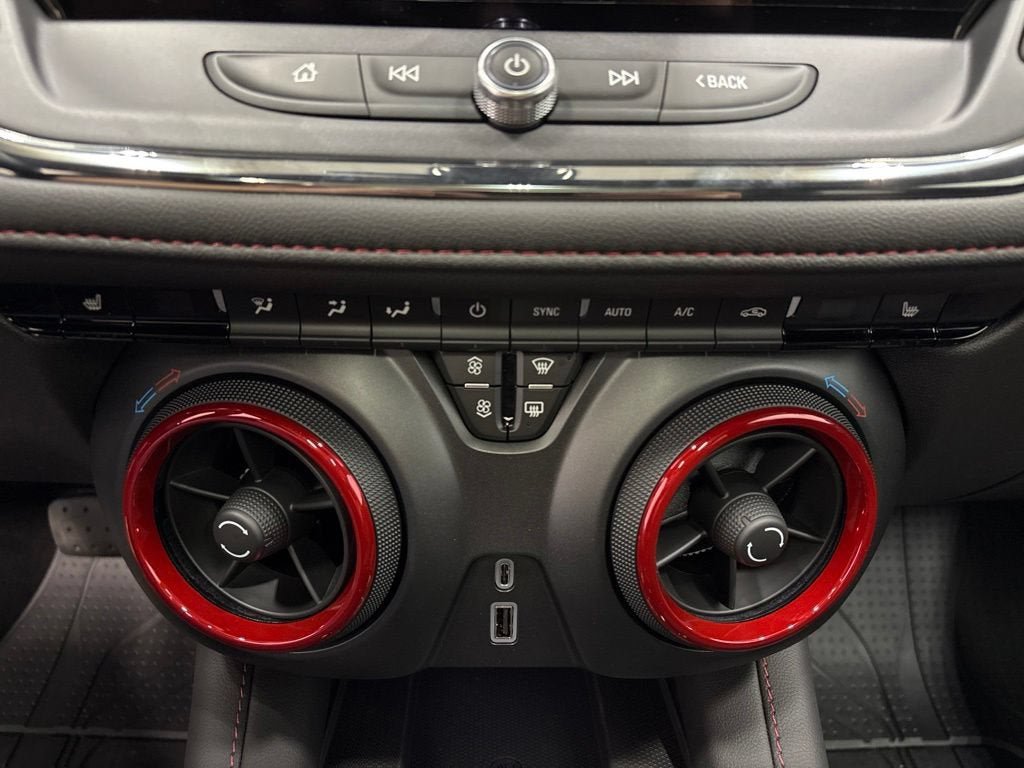 New 2026 Chevrolet Blazer RS w/ LPO, Floor Liner Package AWD/4WD image 19