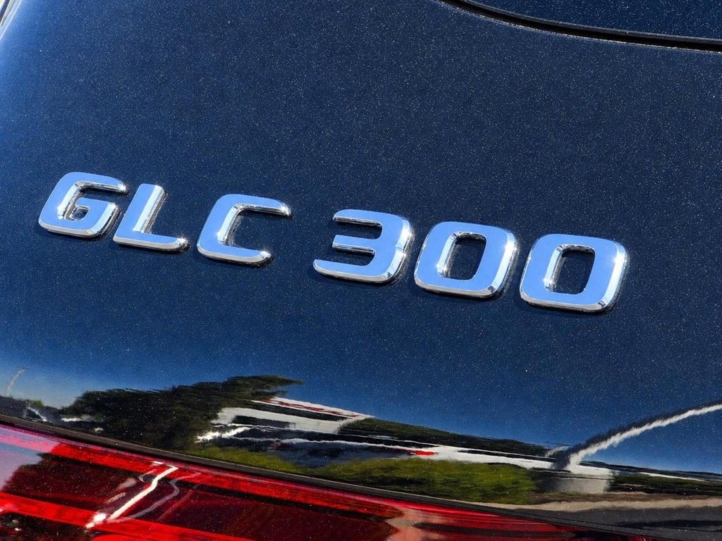 Used 2022 Mercedes-Benz GLC 300 4MATIC image 31