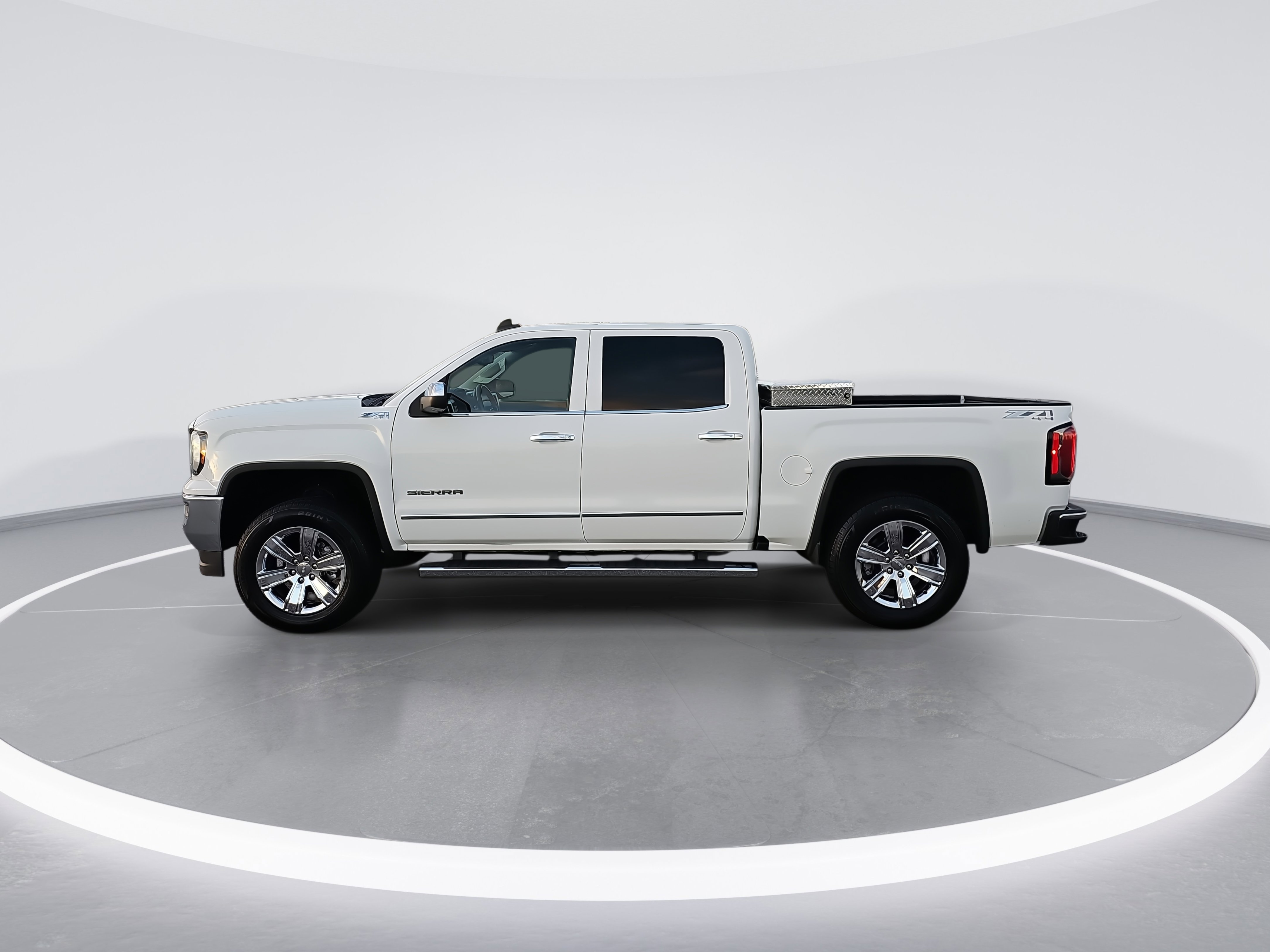 Used 2018 GMC Sierra 1500 SLT image 6