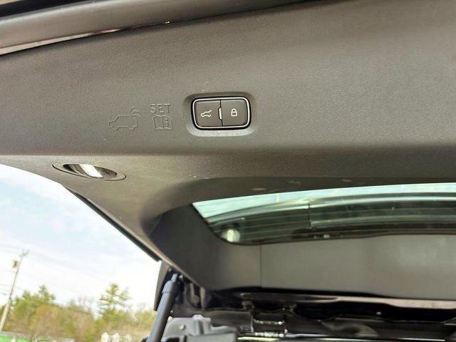 Used 2025 Ford Expedition Active image 16