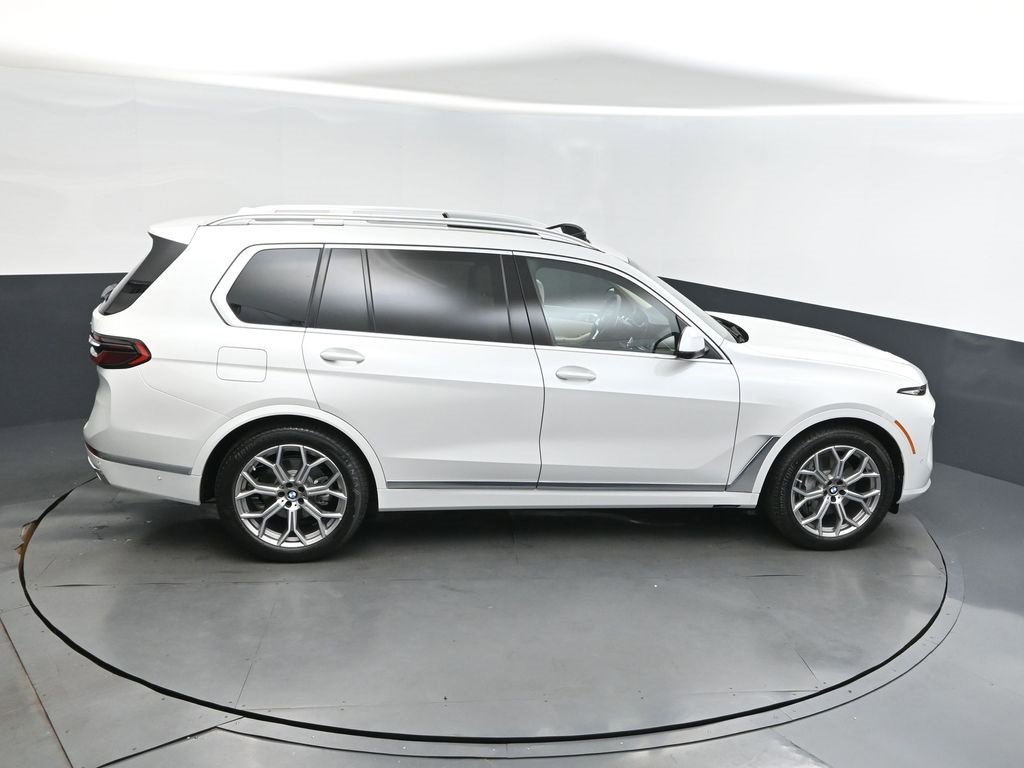 New 2026 BMW X7 xDrive40i w/ Executive Package image 36