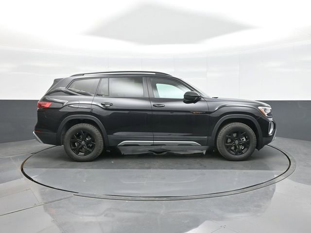 New 2026 Volkswagen Atlas Peak Edition image 5
