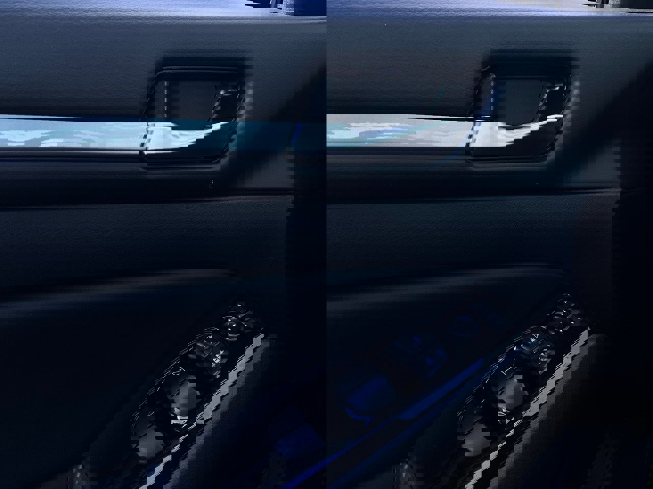 Used 2025 Nissan Altima 2.5 SR image 21