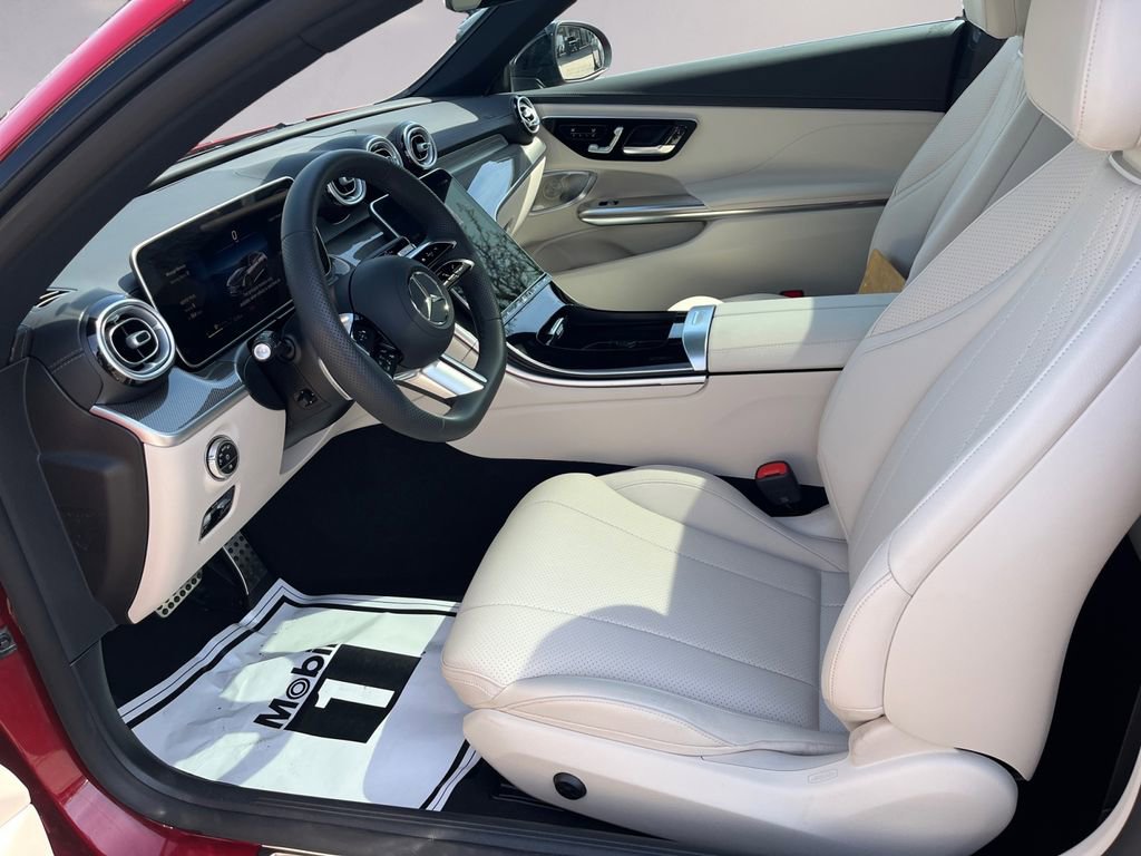 Certified 2026 Mercedes-Benz CLE 300 4MATIC Coupe image 9