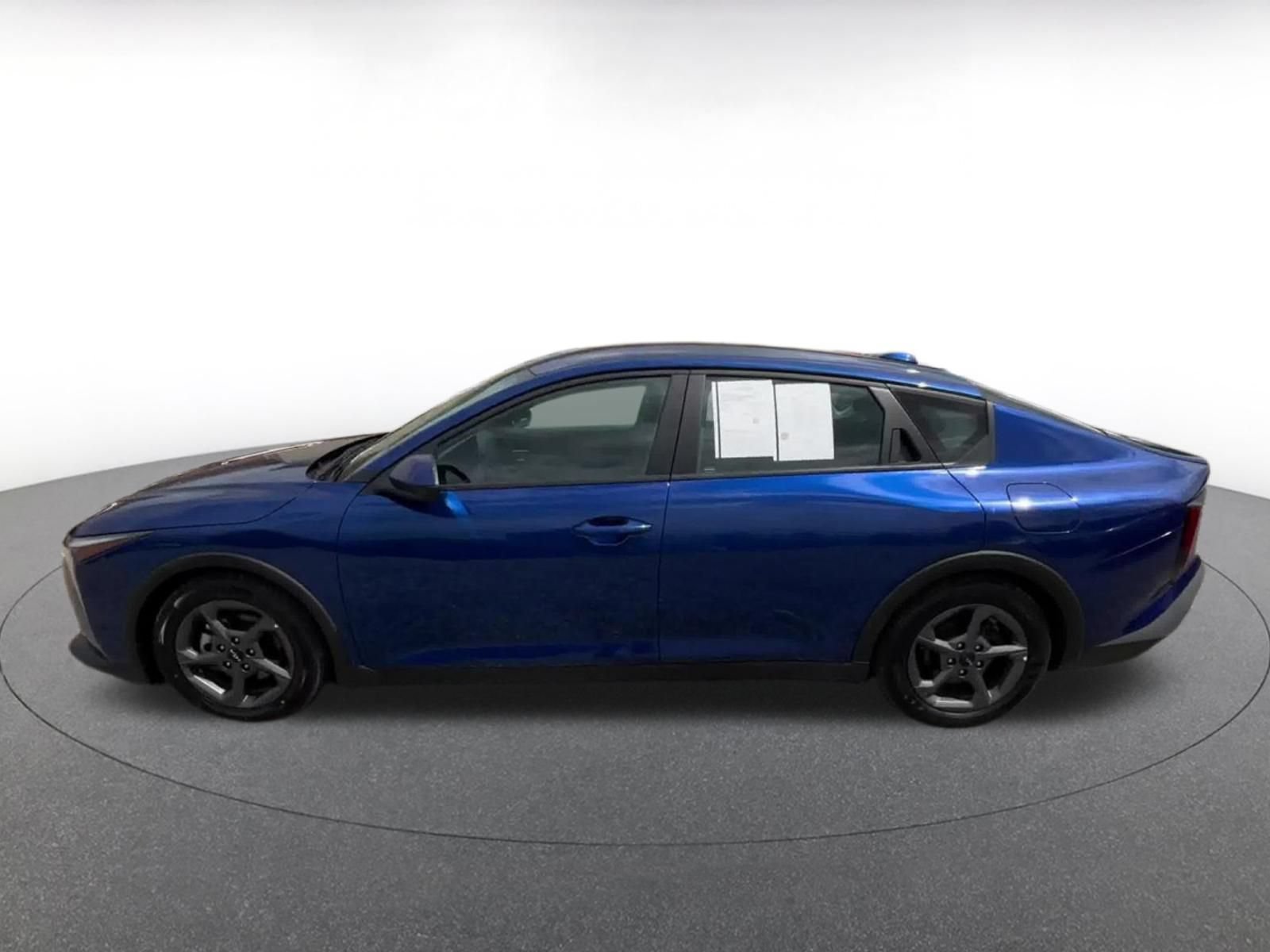 Used 2025 Kia K4 FWD image 9