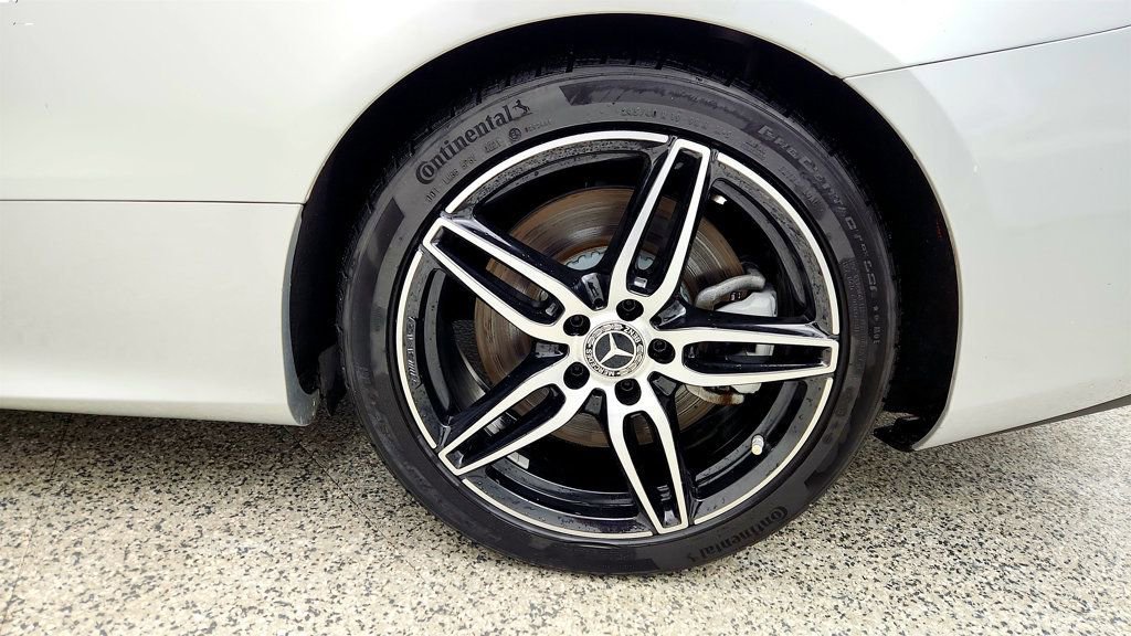 Used 2020 Mercedes-Benz E 450 Cabriolet w/ AMG Line image 9