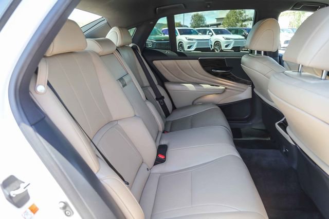 Used 2022 Lexus LS 500 w/ Accessory Package (Z1) image 20