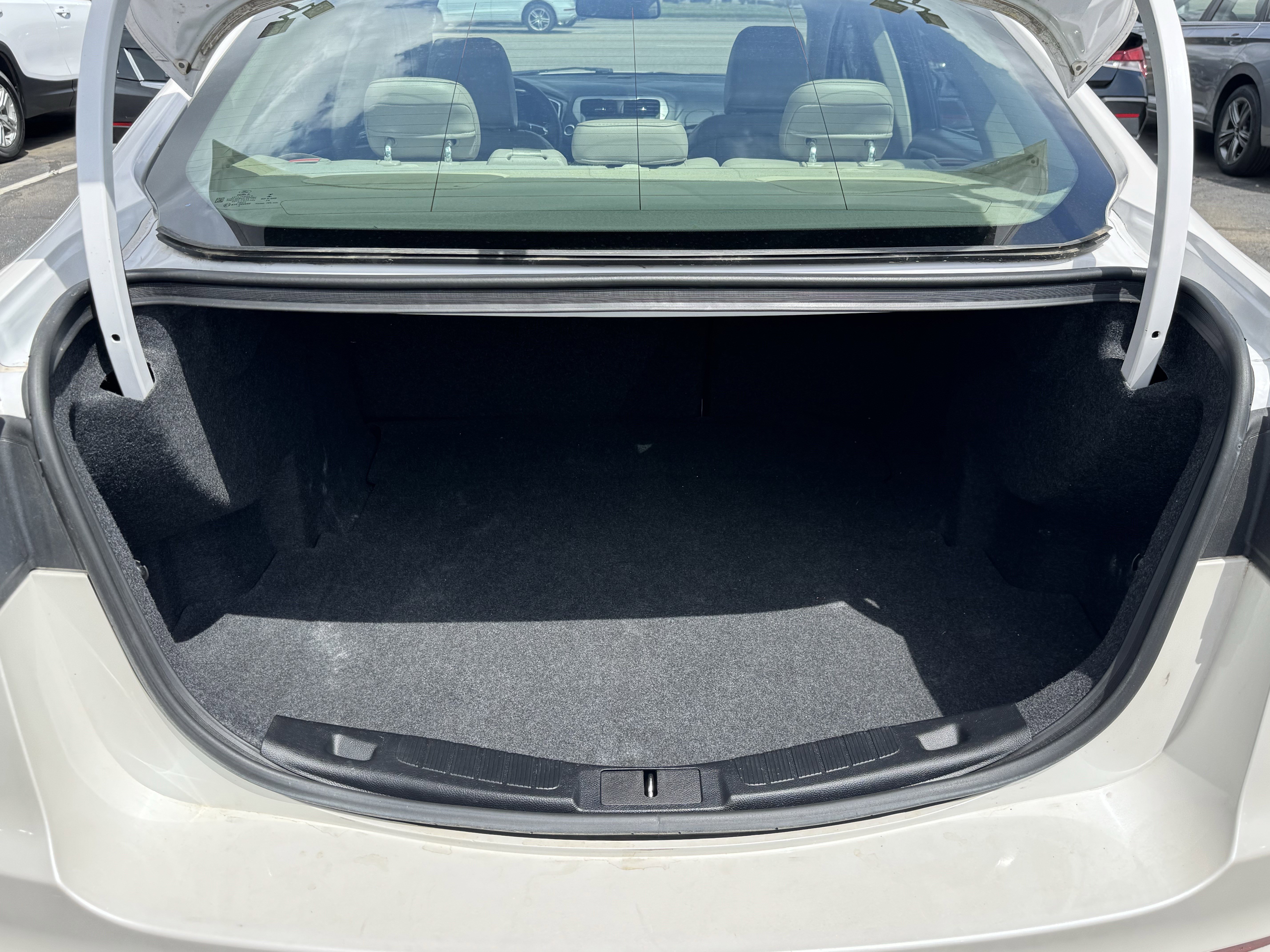 Used 2020 Ford Fusion SEL image 13