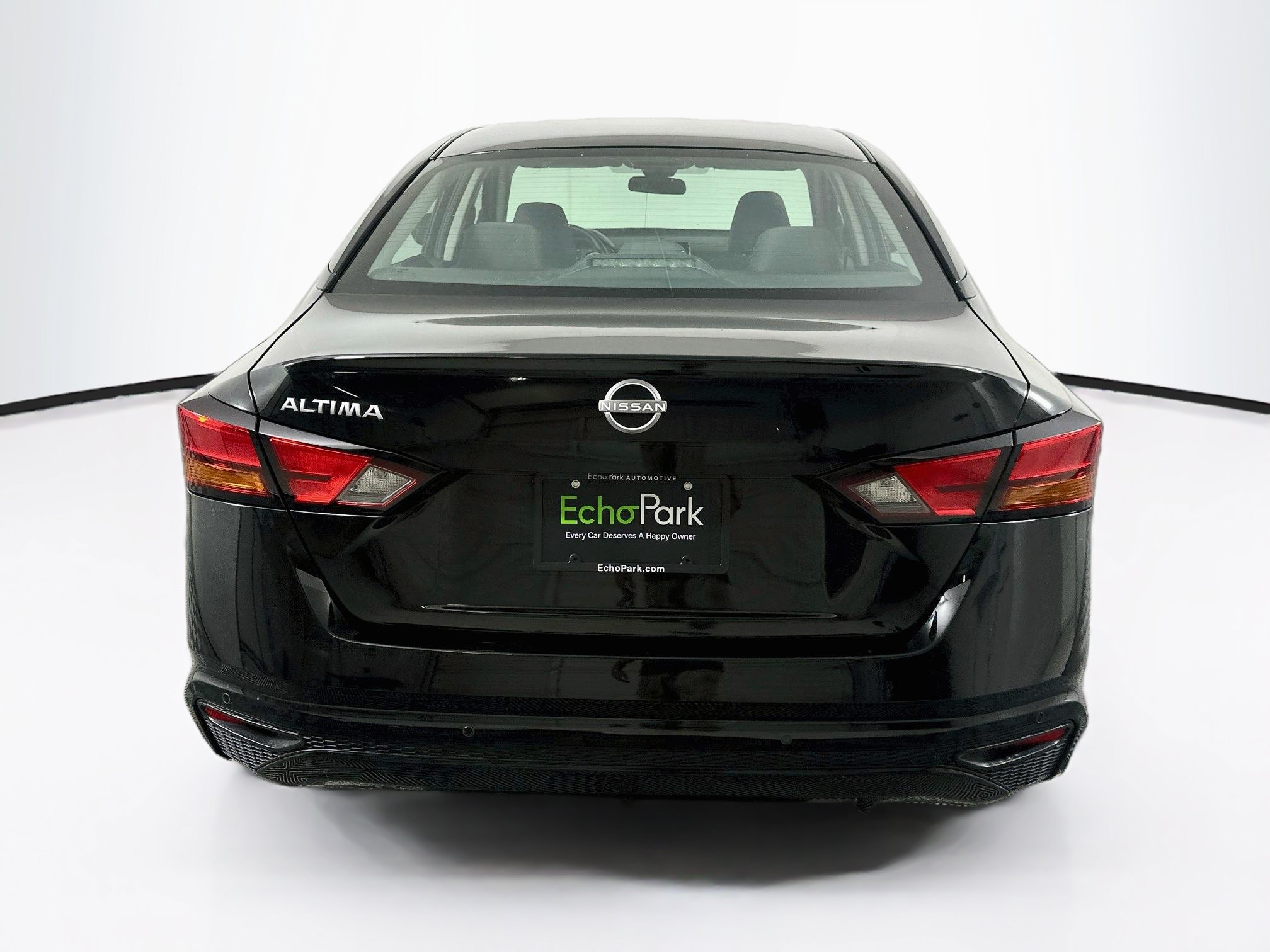 Used 2024 Nissan Altima 2.5 S FWD image 7