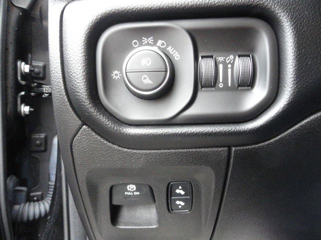 Used 2019 RAM 1500 Laramie image 15