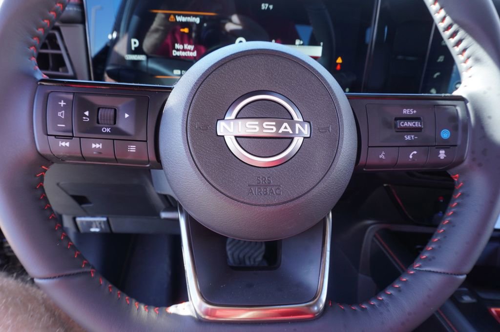 Certified 2025 Nissan Kicks SR FWD image 17