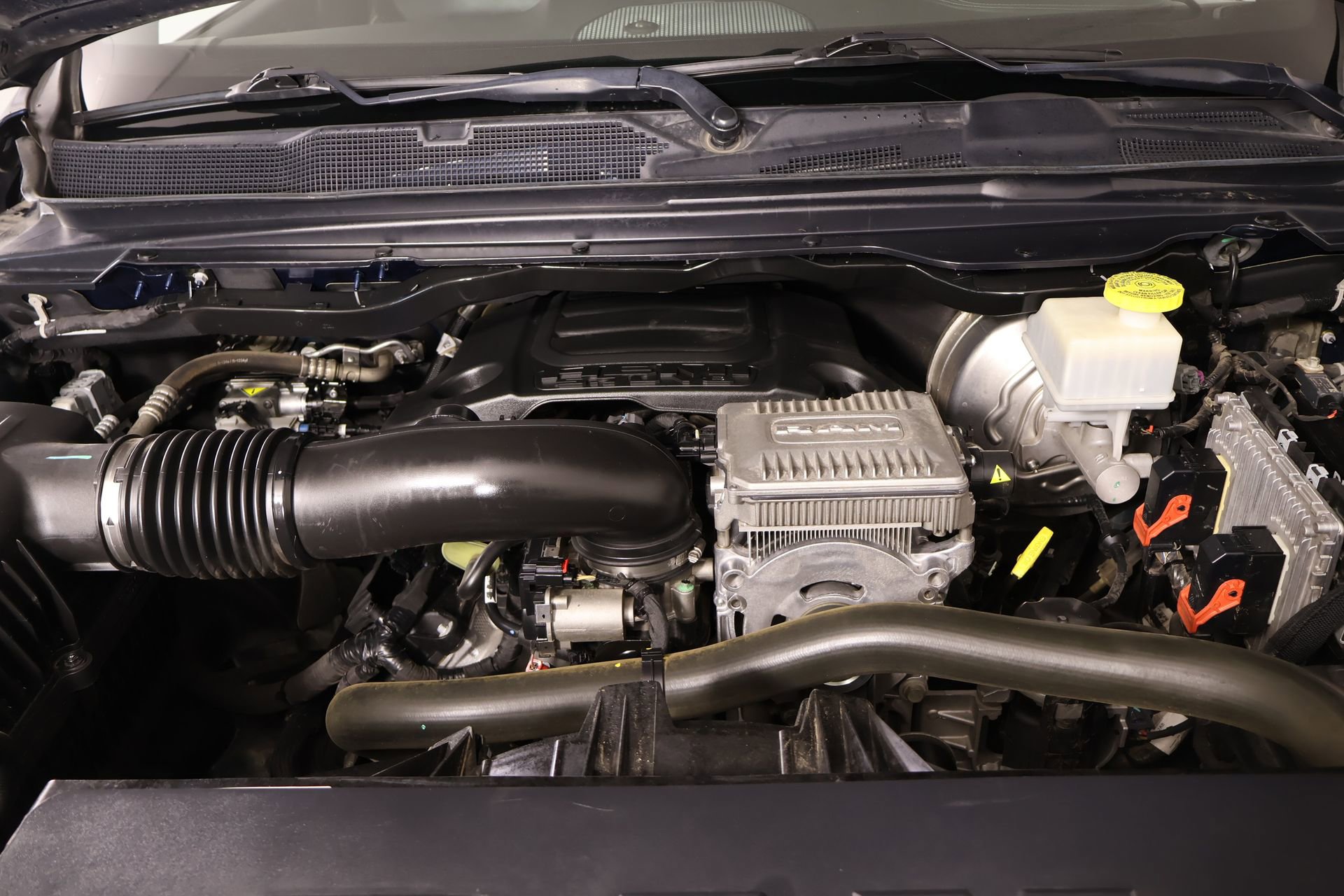 Used 2021 RAM 1500 Laramie w/ Sport Appearance Package image 21