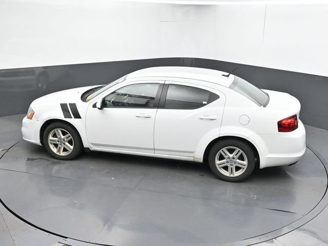 Used 2013 Dodge Avenger SXT FWD image 17