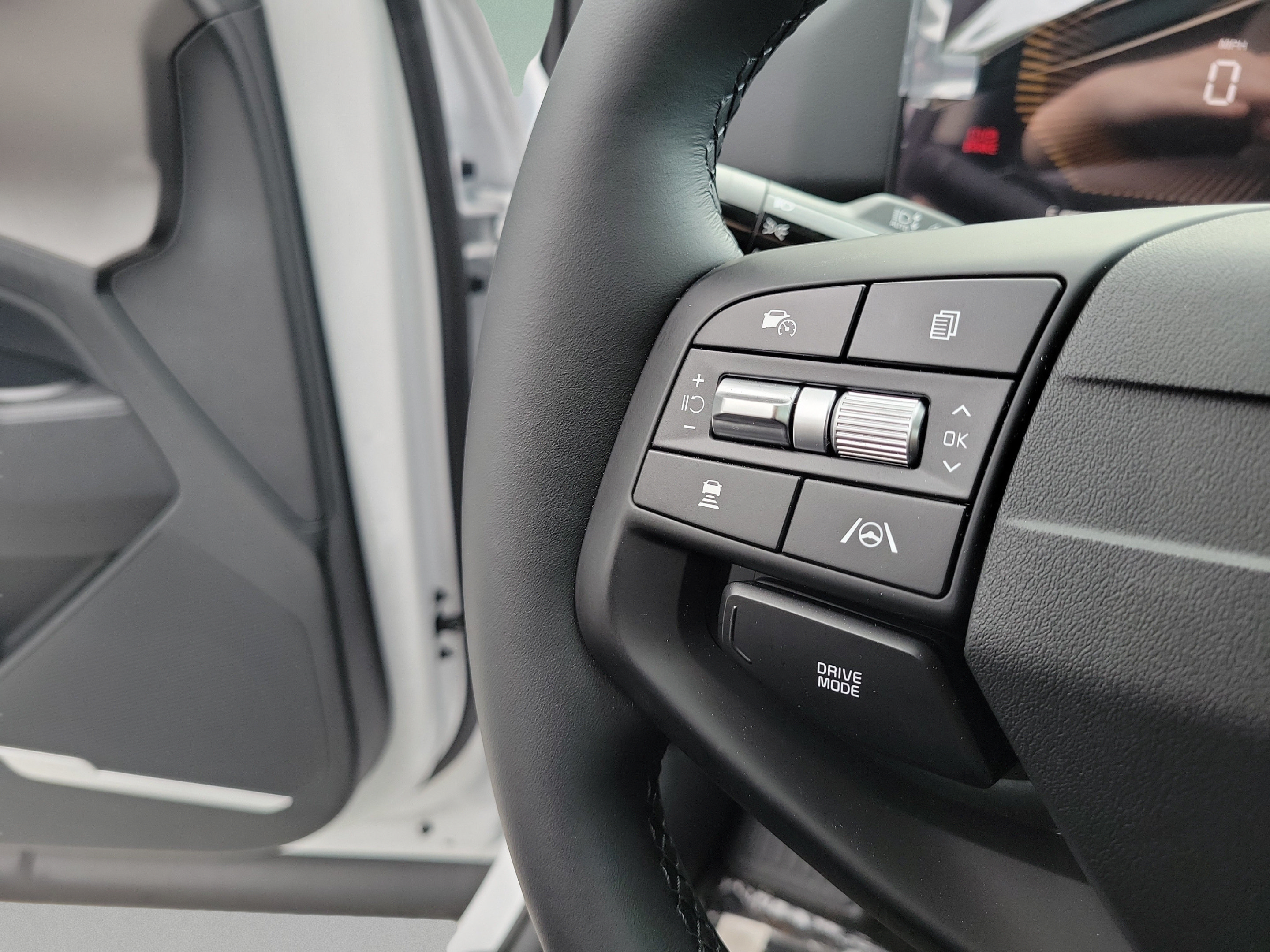 New 2026 Kia Sportage LX FWD image 25