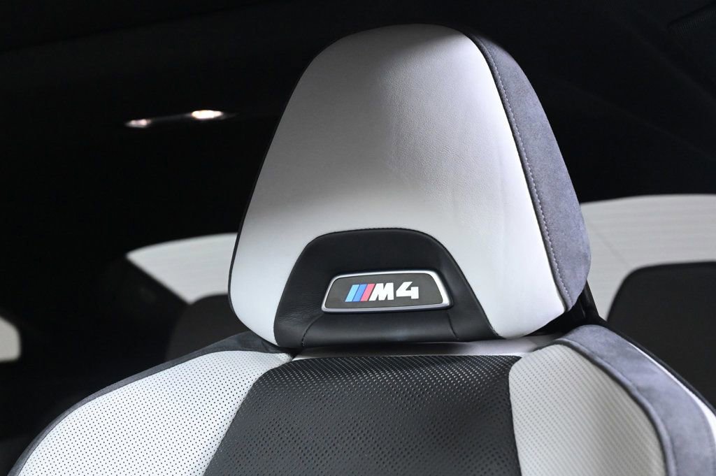 Used 2022 BMW M4 Coupe image 19