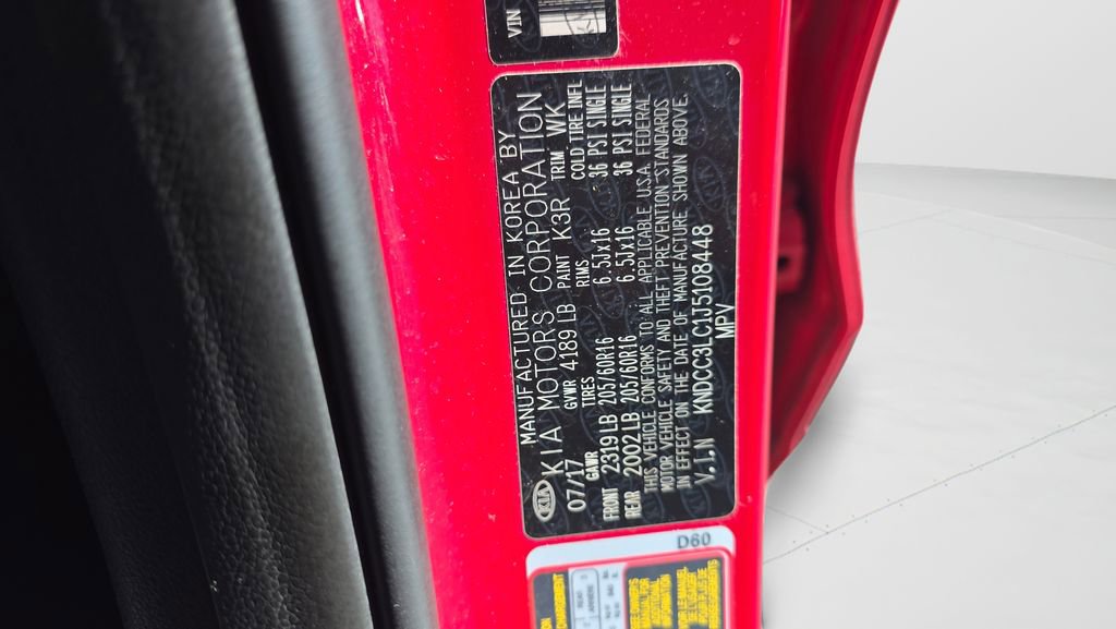 Used 2018 Kia Niro EX FWD image 28