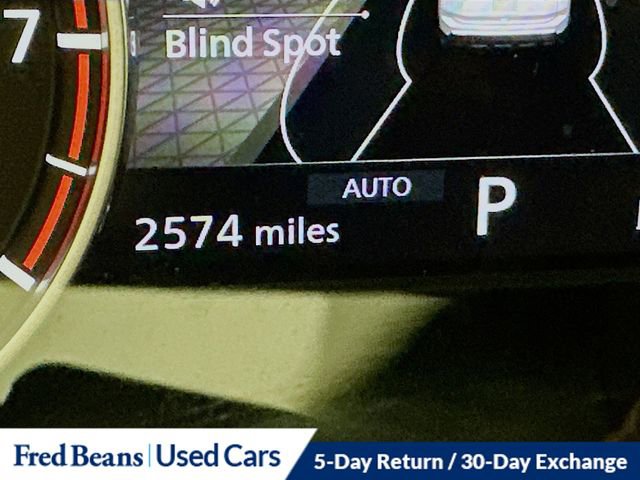 Used 2025 Nissan Rogue SV image 14